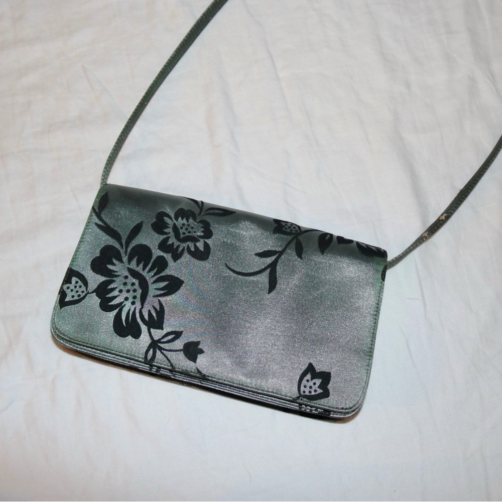 Vintage 90s purse with black velvet flower print